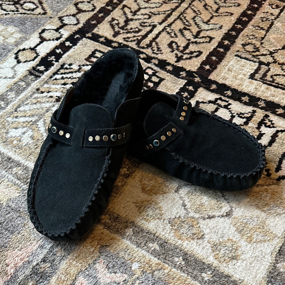 Xírena Joy Suede Shearling Studded Clogs